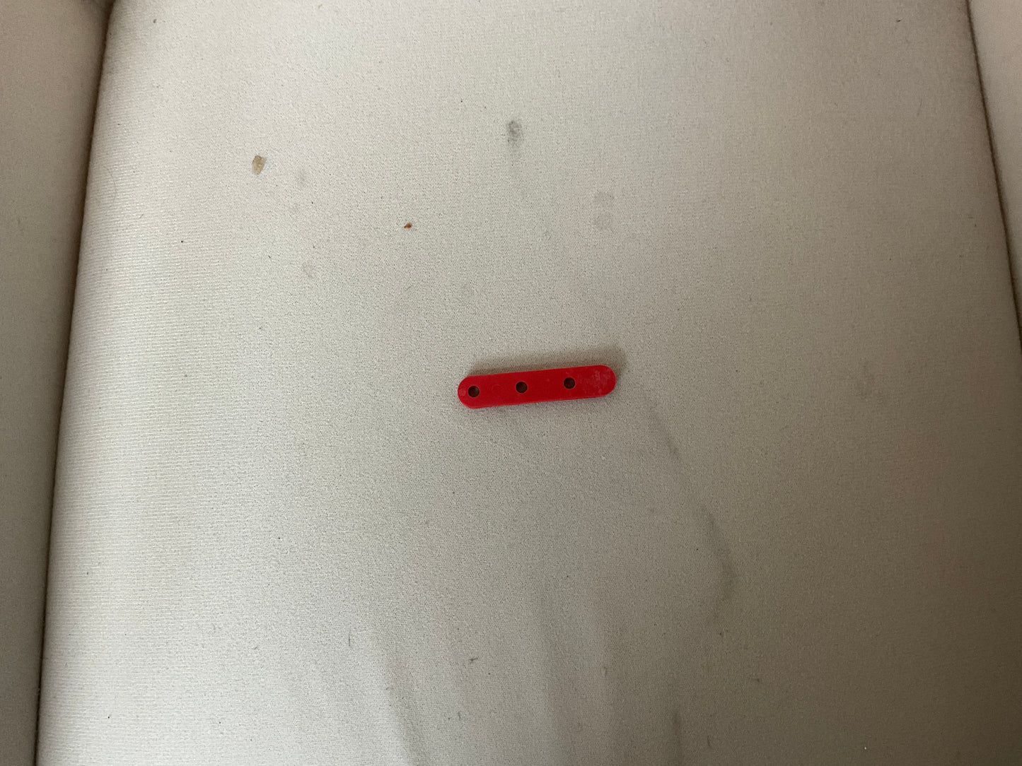 cord adj red